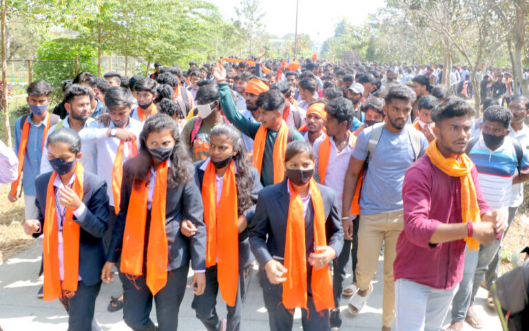 07-Sahyadri college student protest- (2)