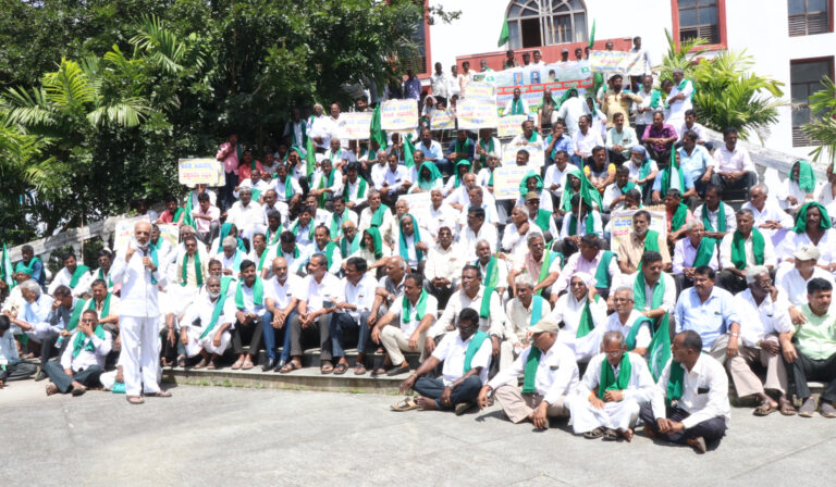 14-Raita sanga-dc office protest (2)