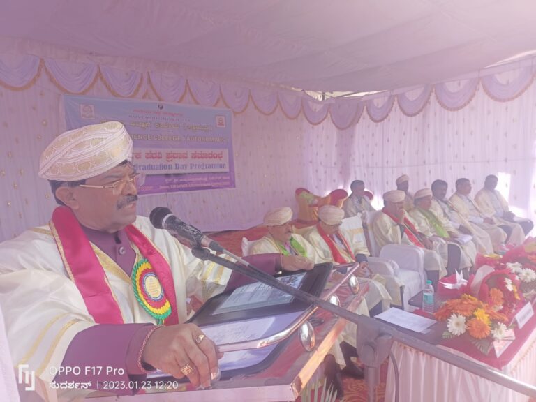 596ff595-ac41-4d57-a6bd-4c095d0b4b61