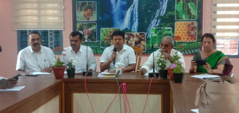 pressmeet (1)