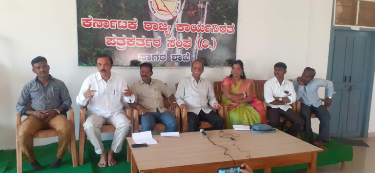 pressmeet (3)