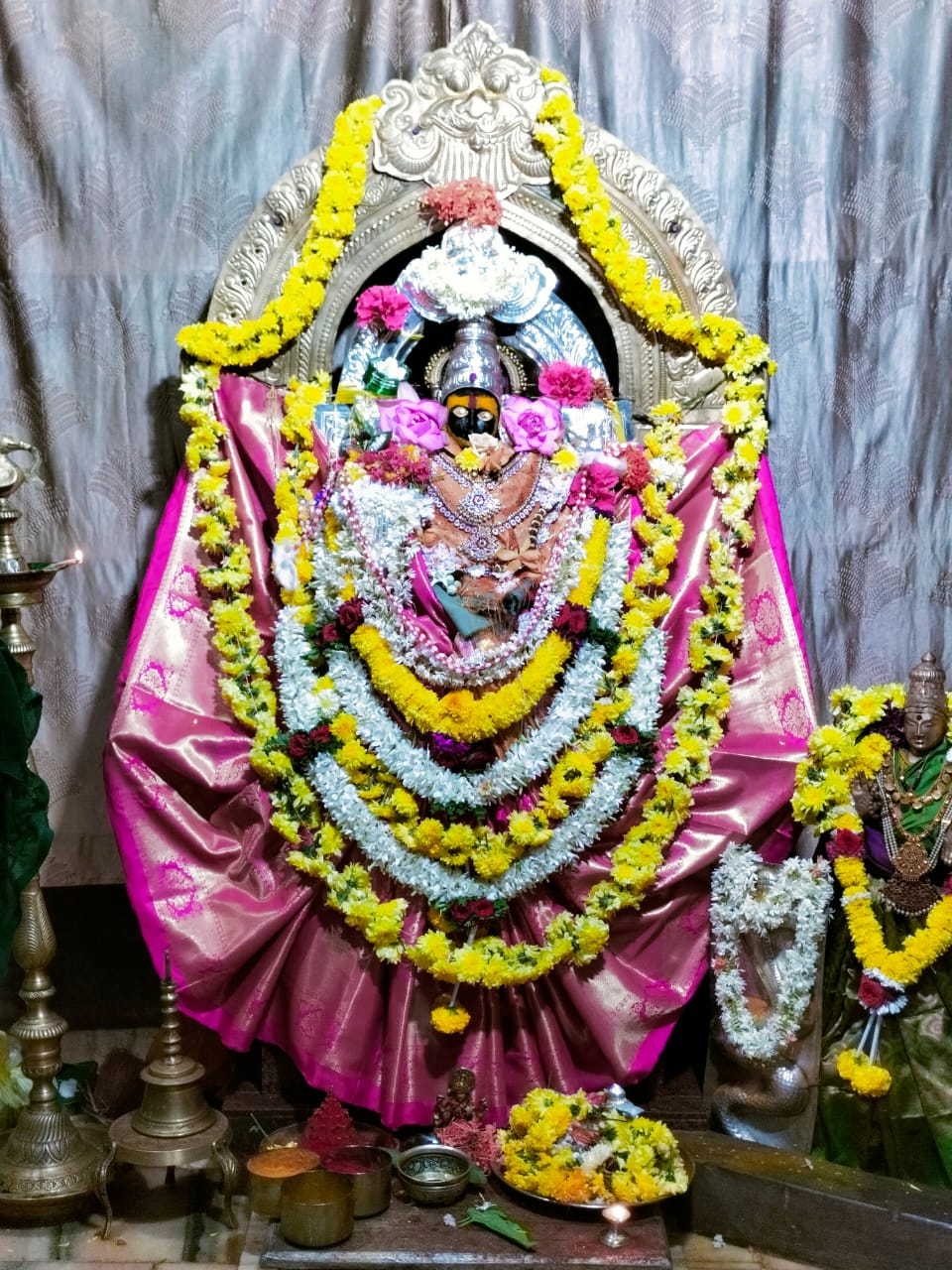 gandhinagara choudeshwari