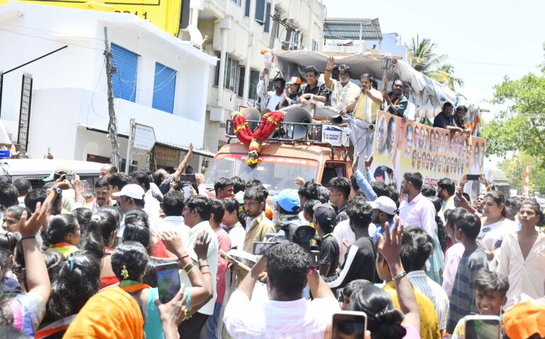 04-Congress Road show-vinoba nagara- (1)