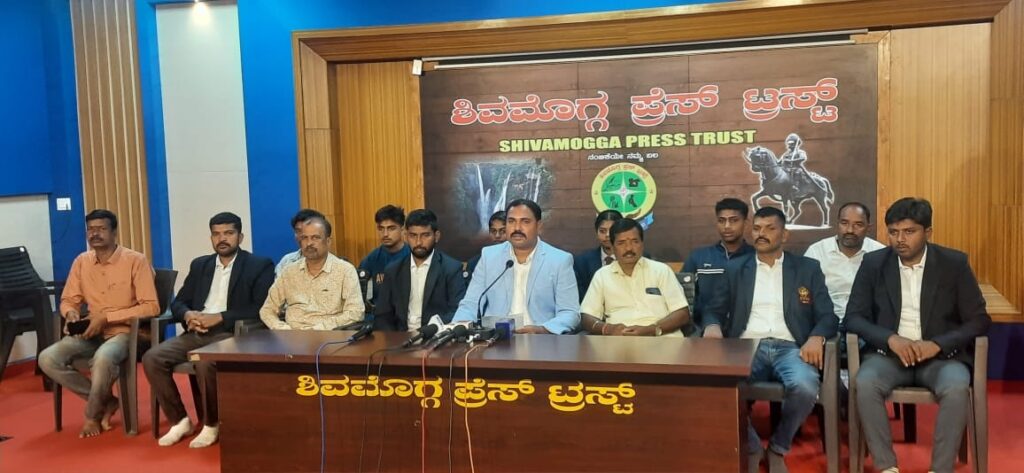 c000d932-65bd-41a4-b25c-b83acddc0d4a