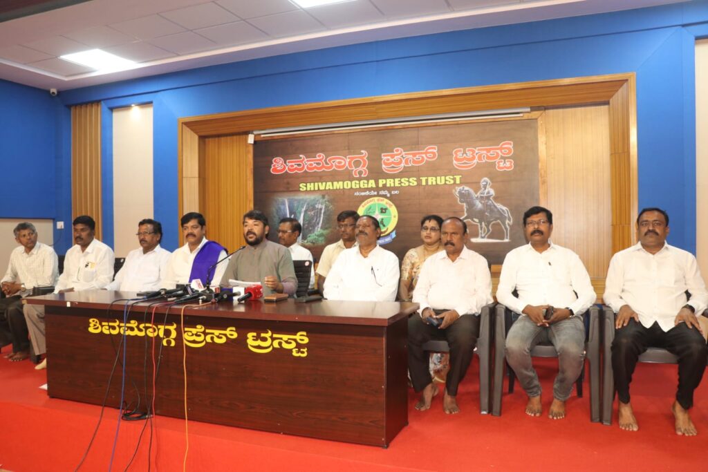 0464d265-97f7-432f-9c08-fbd879242b51