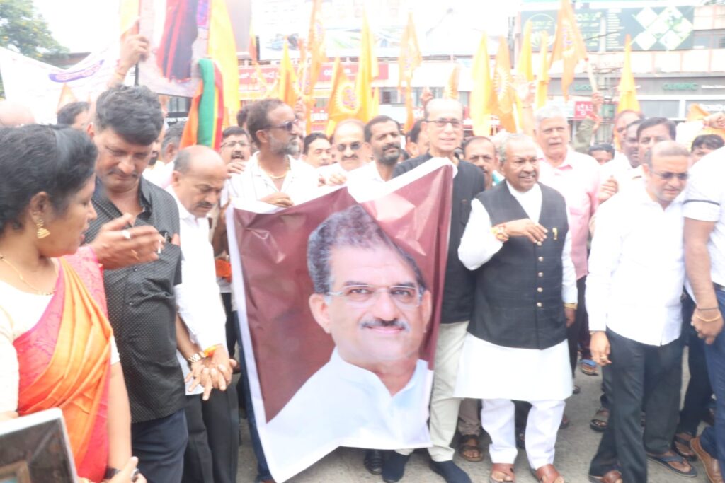 6d858f11-3435-4982-ae77-abc99fbbef76