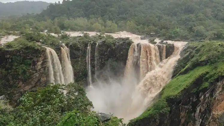 n6774211991755611587040132fed9e2b3c43021d78f68249256ff85df36bdb184170d20f6879677d3f85be