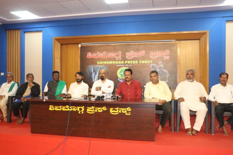 0003a8b6-8797-487a-8726-81040d7d0b11