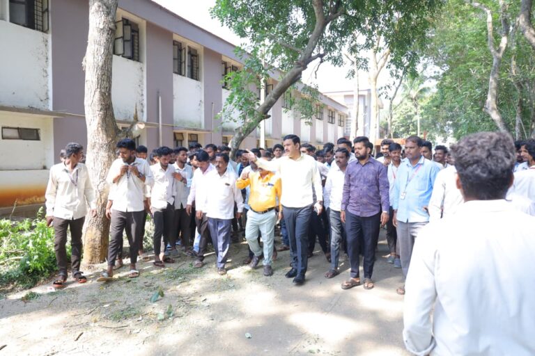 0f1d1e90-fa23-4b52-902b-de31a9611d5d