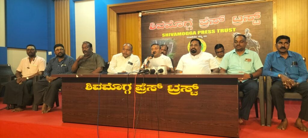 26e7397c-d0c7-48ee-a2bc-c129e0f870dc