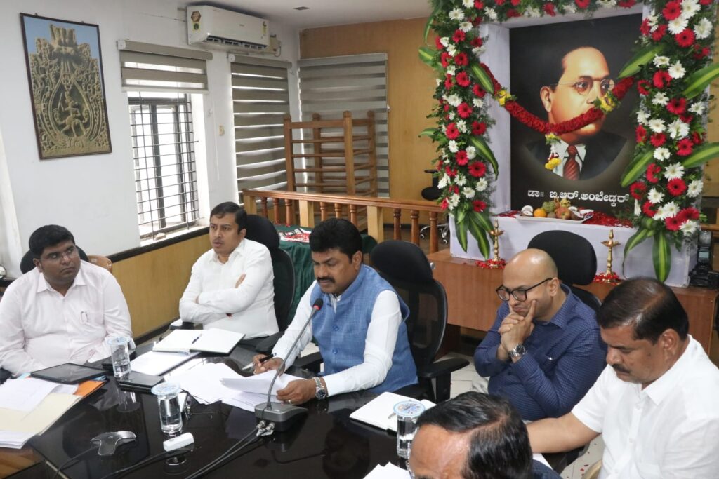 600a2d6b-06d6-42ca-89ac-39977bccc6e9