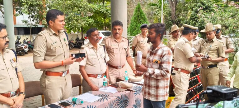 dfa2996c-f6bb-43ef-ac3d-cd5f979cfb8d